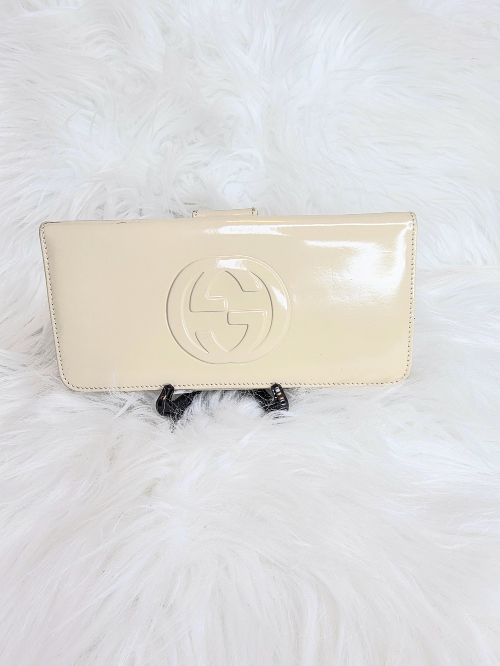 Gucci GG Wallet  Interlocking Glossy/Patent Leather Slim Continental  - Cream